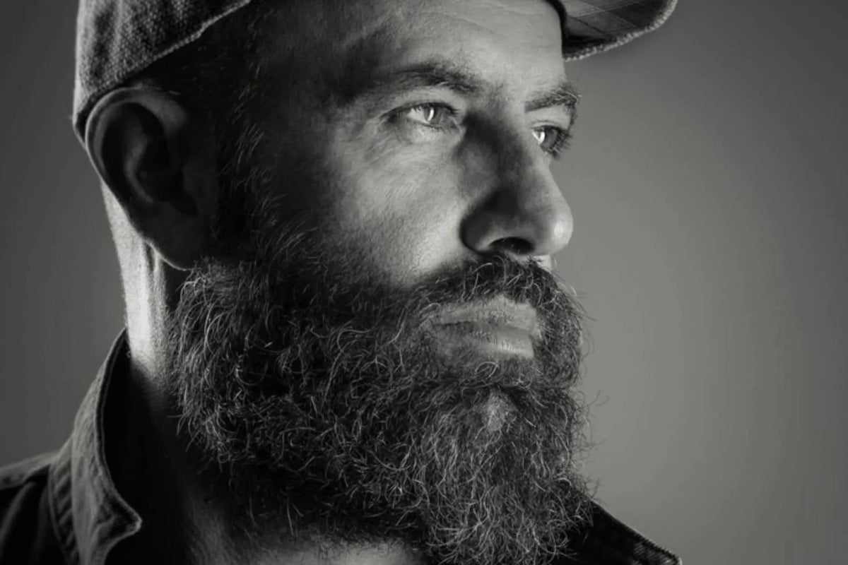 Barbe longue : nos conseils pour bien la tailler
