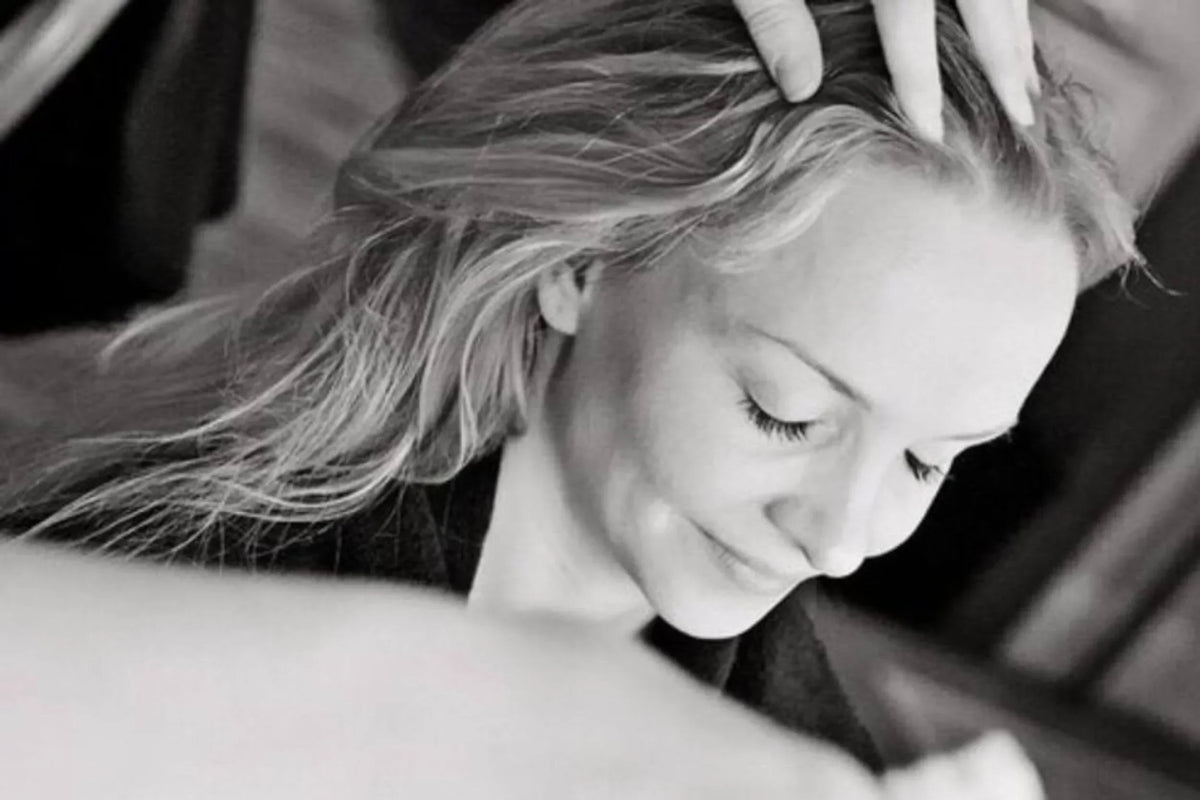 Comment booster les cheveux fins ? Top 5 des soins effet volume