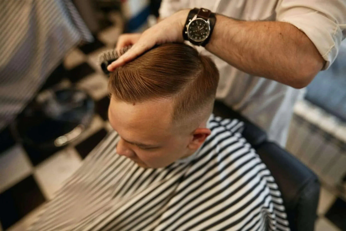 Dégradé américain : la coupe de cheveux tendance pour homme