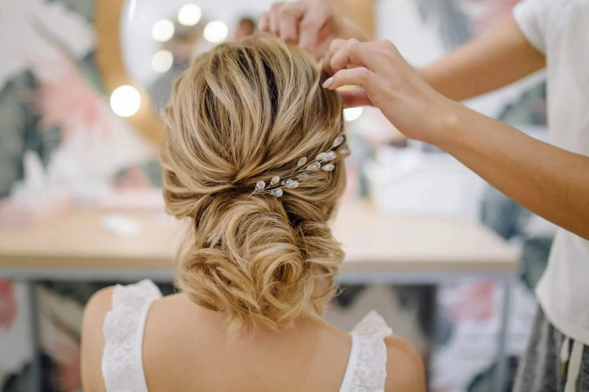 Comment choisir sa coiffure de mariée ? L'avis de votre coiffeur