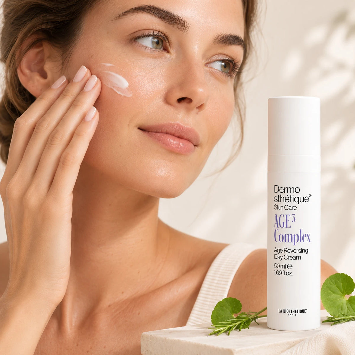 Crème raffermissante anti-âge - Dermosthétique Age Reversing Day Cream